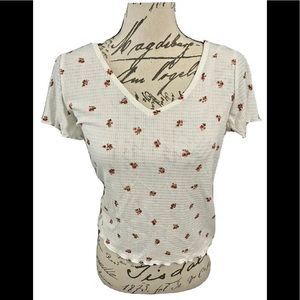 WANDERING DREAMS Floral Cropped Length Top Size M